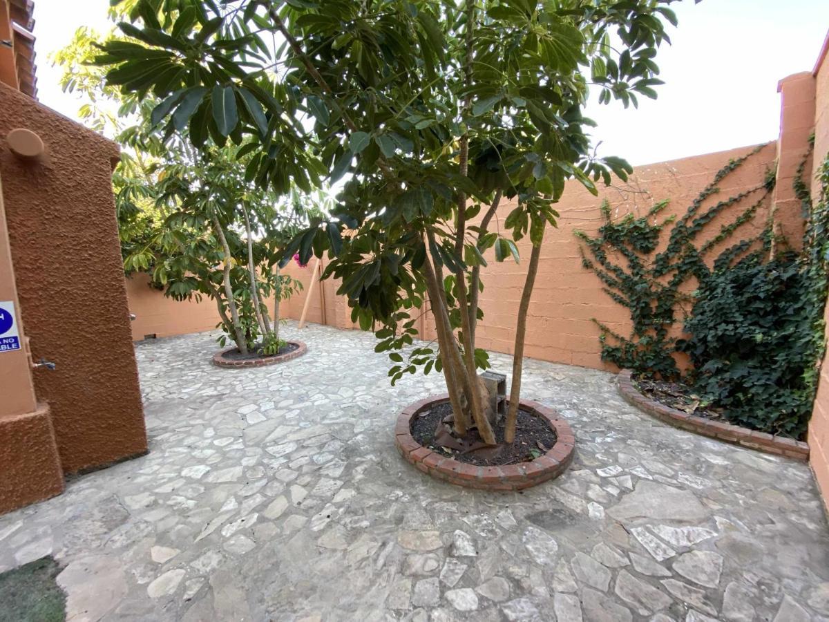 Вилла Casa Con Jardin Privado Y Piscina Compartida Кадис Экстерьер фото